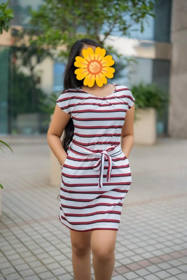 Image of 🌹Mount lavinia New girl  සුදුකෙල්ලෙක්. ඇත්තම    photo එකක් දාලා තියෙන්නෙ.  22years old ❤️100% Real photo  ❤️ 6000/=  ❤️ Full service  📞0762661961 private place