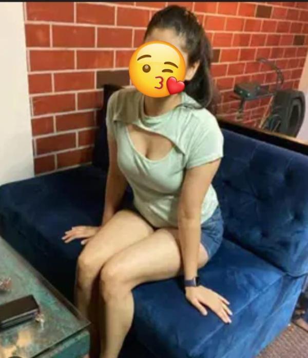 Image of New sexy Girl at  bambalapitiya  full service & B2B 6500