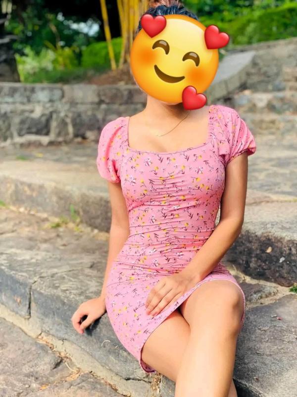 Image of Full Service Beautiful Girl