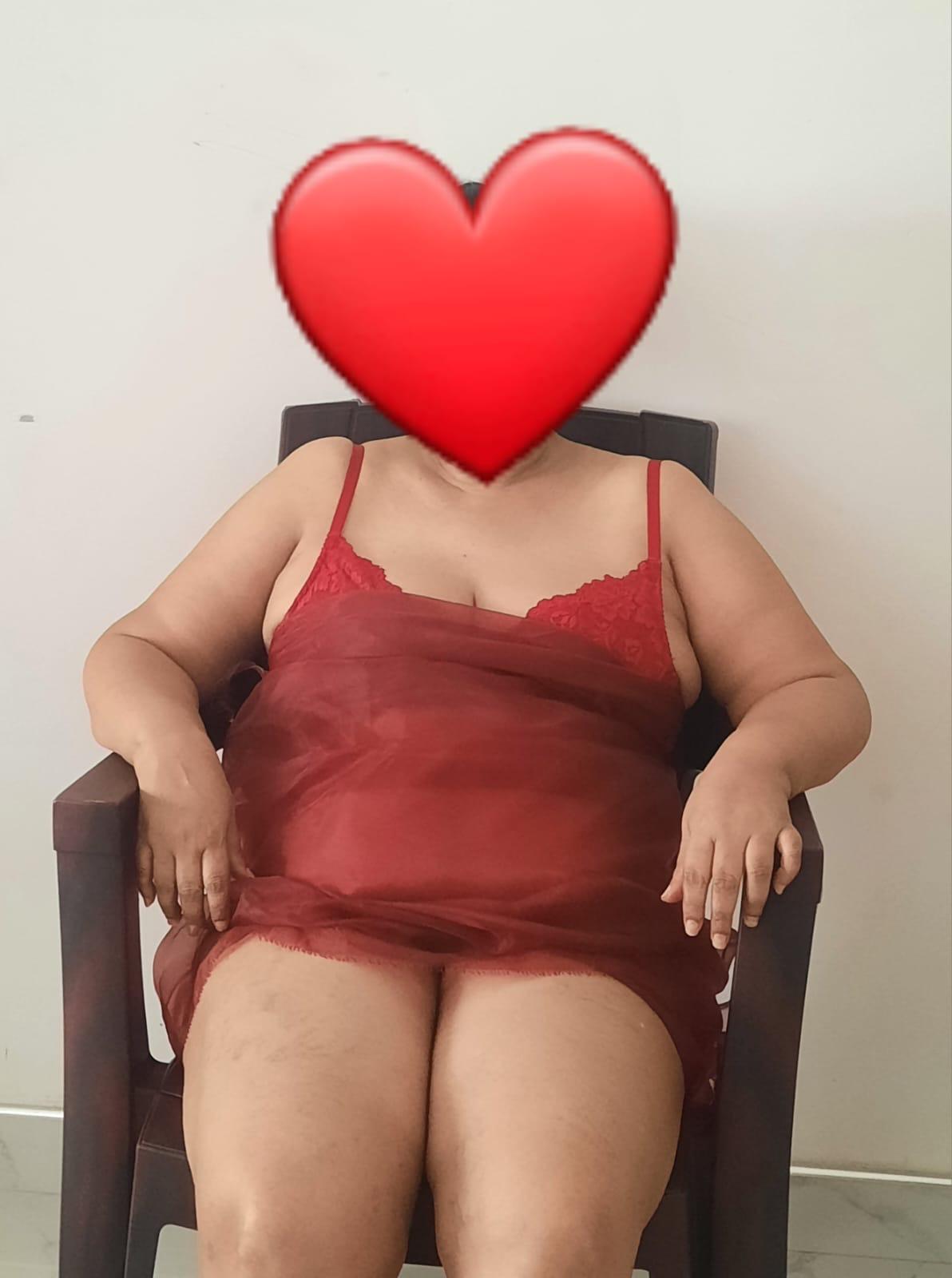 Image of 🌼🌹Hot live cam show🌹🌼