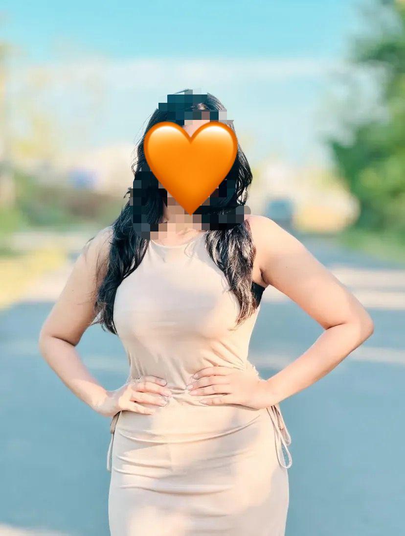 Image of 🌷❤️Tamil Student Girl Full Service   மாணவி பெண் முழு சேவை 7500 Real  ෆන් එකක් ගන්න Vip Girl  OK✔️ FULL SERVICE & TREESOM 🔛 AGE 20 TO 26 VVIP BEAUTIFUL UNMARRIED GIRLS🖤🖤