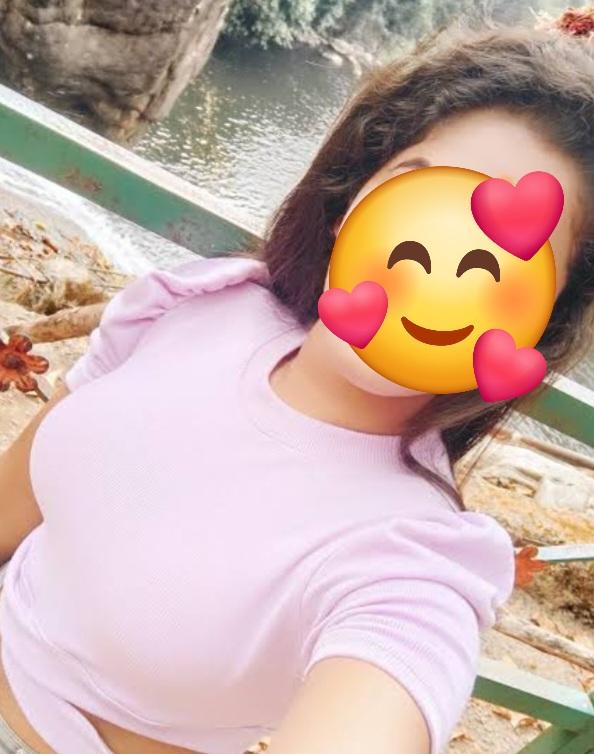 Image of Full services whit cam show