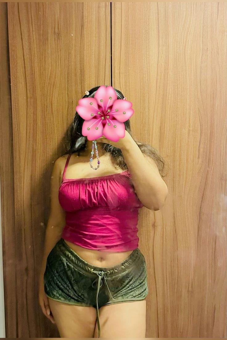 Image of REAL GIRL LIVE CAM SHOW WITH FACE 🥵🍒📸💋