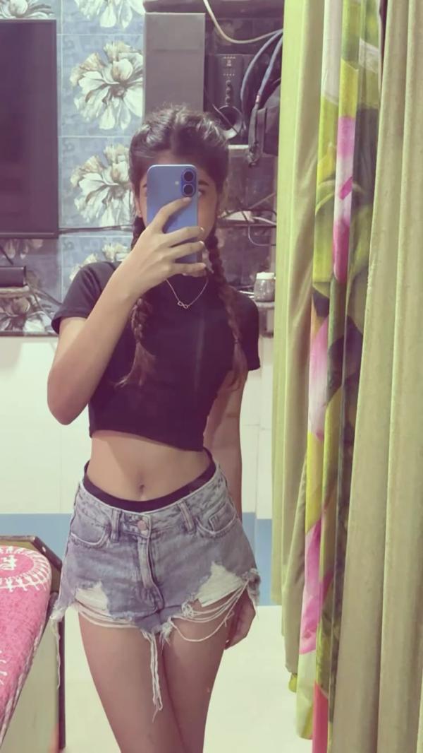 Image of ☘️🪷🌸🪻  KOTTE APARTMENT ROOM BEAUTIFUL GIRL 6000 ❤️🌸💕