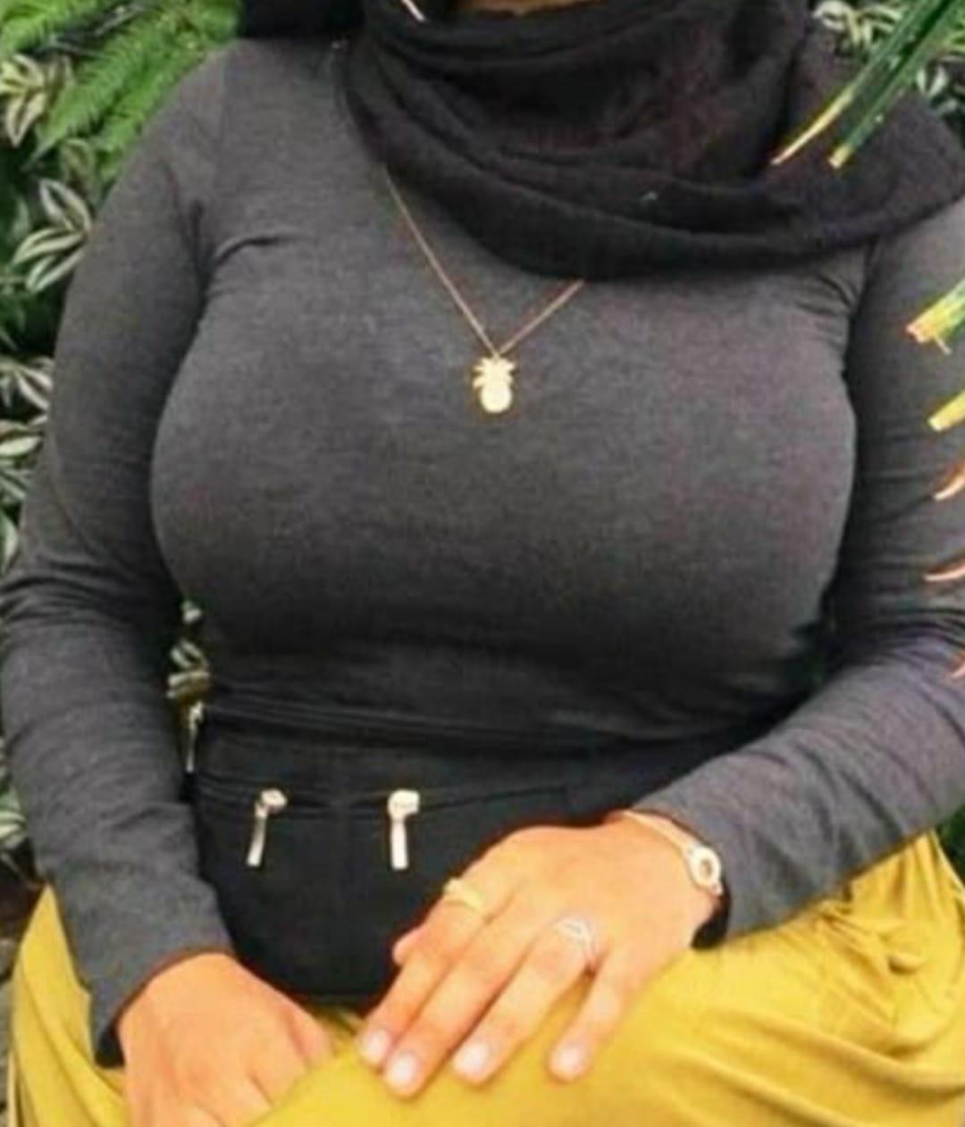 Image of Kollupitiya Muslim Girl Rs.6000/= 😍