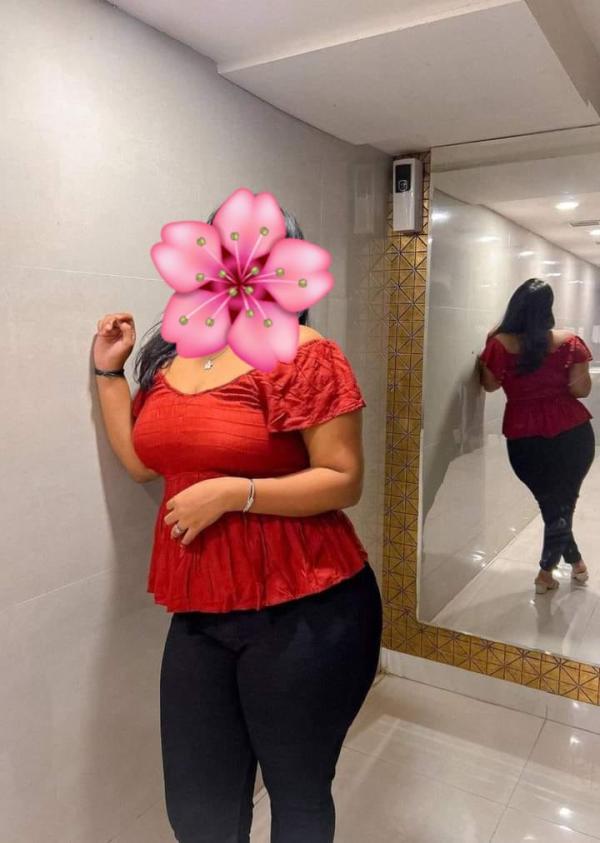 Image of 🌸  2 SHOT  6000 /=  BORELLA   🎗️Real Photo ලස්සන සුහදශීලි පහසවිදින්න කැමතිද? අමතන්න   0704387829    🌸🪻