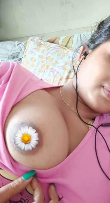 Image of 🟩🟩🟩With face live cam show...single & lesbian🟩🟩🟩