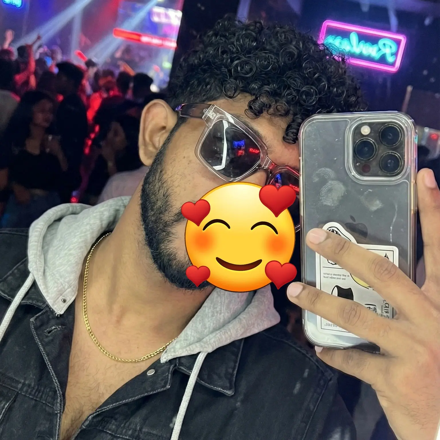 Image of Ladies Only. හිතේ හිර කරගෙන ඉන්න ආශාවල් කියන්න කරන්න කැමති girlsla එන්න😍100% secretly✋