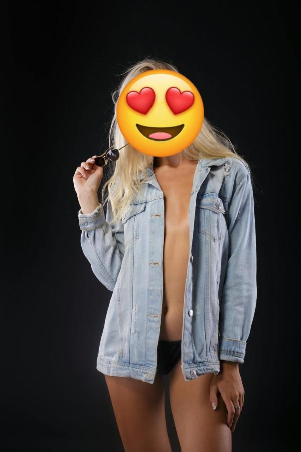 Image of Hot 22 Years Girl – කුරුණෑගල 🔥