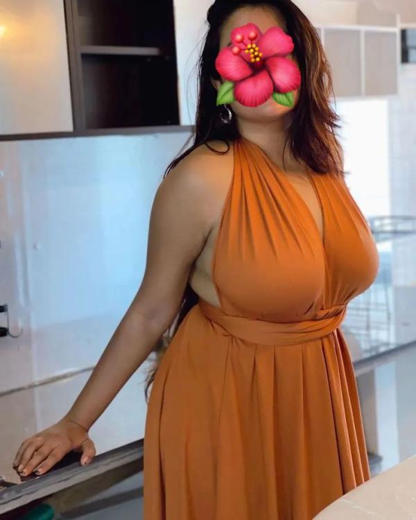 Image of 🥰With Room Full Service Rs 6500🥰