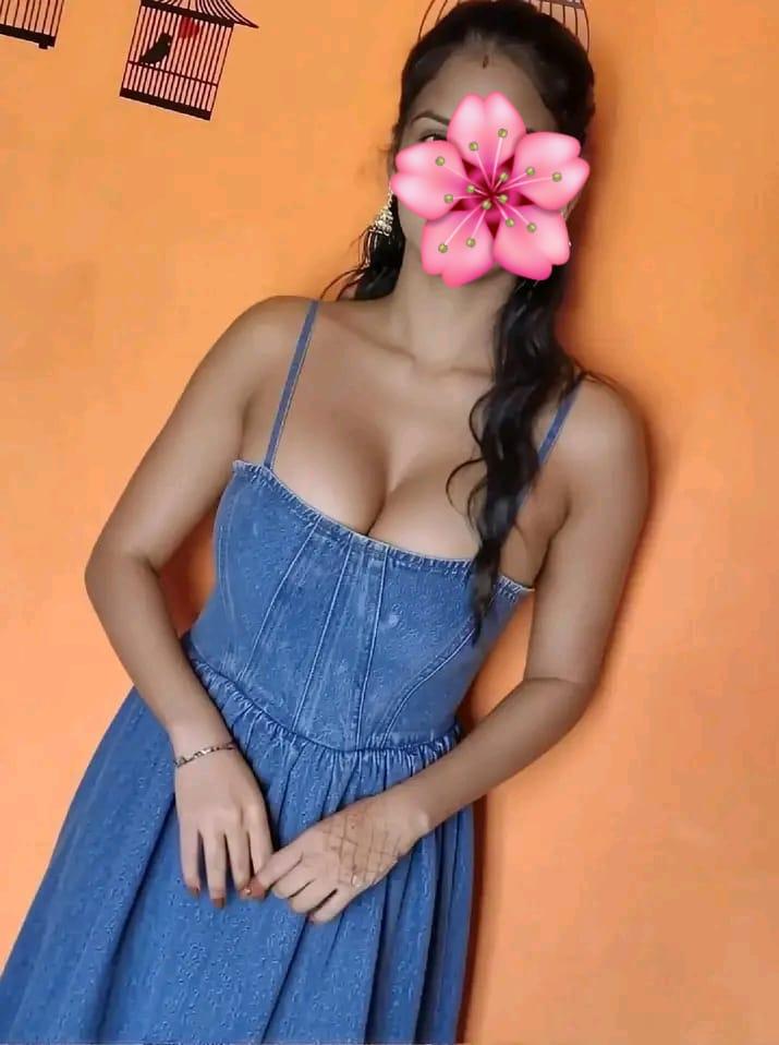 Image of 🌹🌹Full service and cam show A.n.l 👍 colombo Area visit 👍♥️♥️