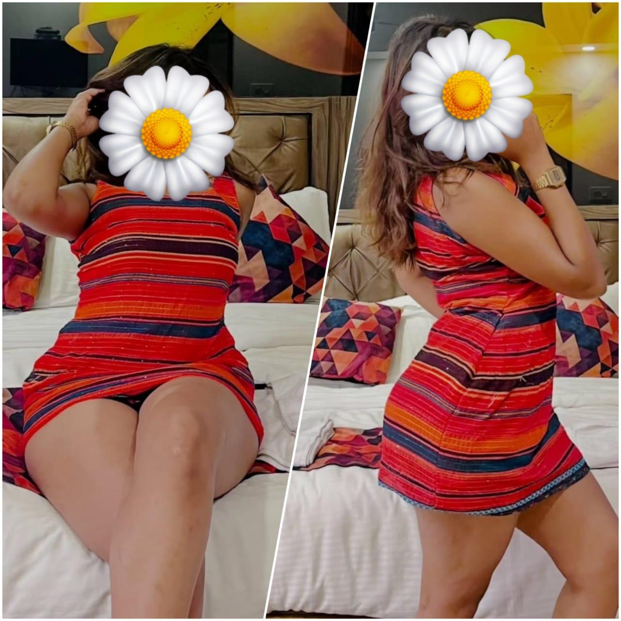 Image of පොටෝ එකේ ඉන්න පොඩි නංගි බබාගෙන් ඇග හිරිවැටිලා යන්න සැපක් ගන්න ආසයිද ළමයි.. 🫣  ඔයාවත් අවුස්සලා.. මාවත් අවුස්සන ගමන් ගමු පැටියෝ සුපිරි සැපක් 😋