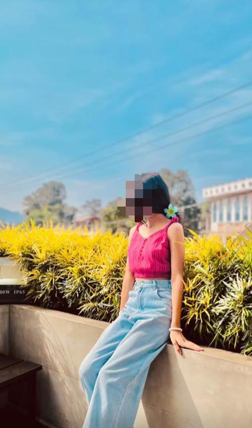 Image of SLIM GIRL 22 YEARS OLD