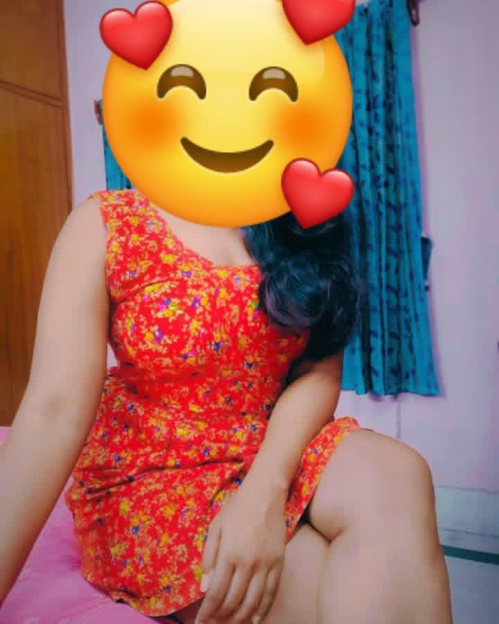 Image of 💕🌸☘️  ලස්සන සුදු  කෙල්ලෙක්ගෙන් ගමුද හොද ෆන් එකක්