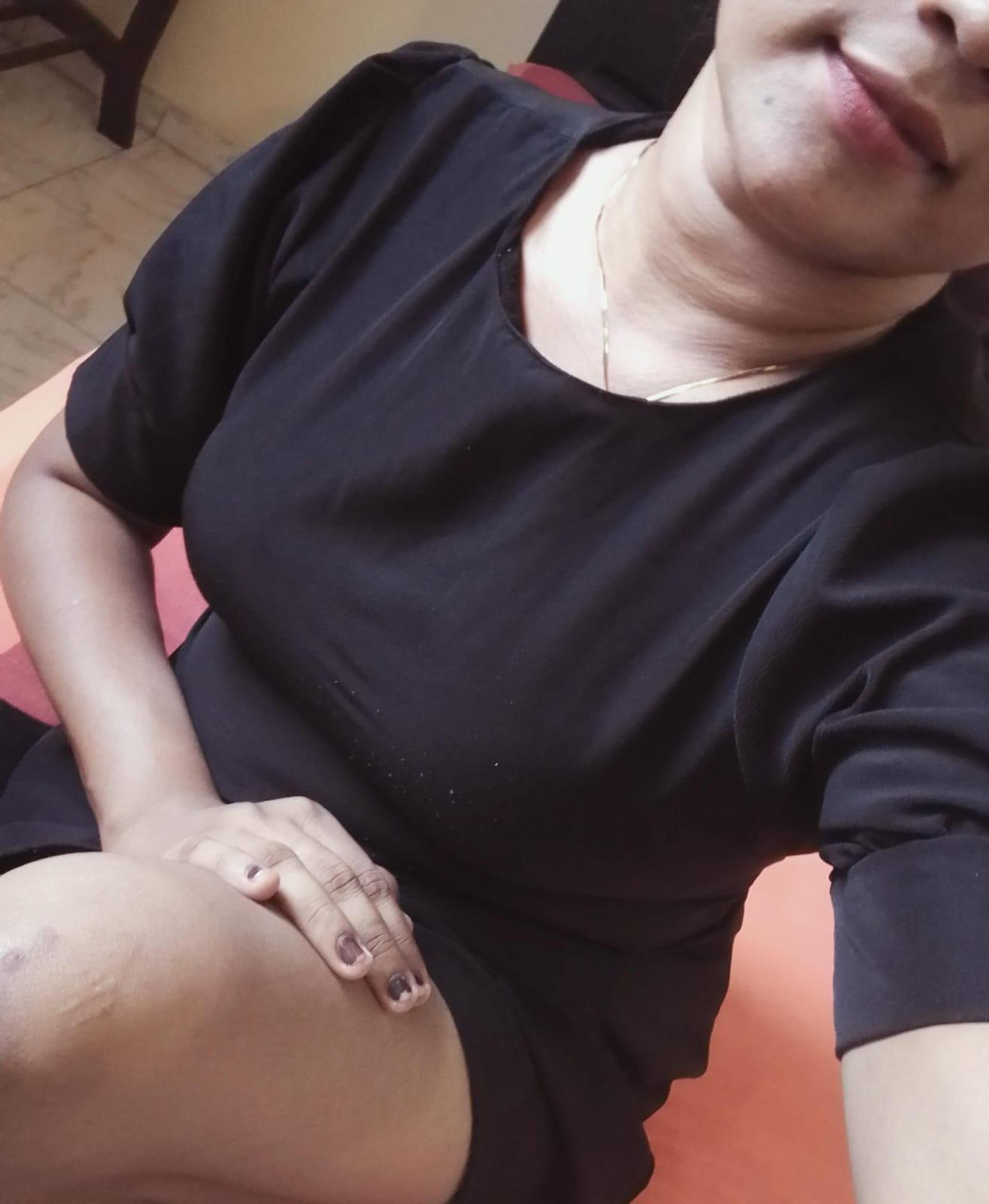 Image of 💃 New🔥 Hot Pretty 👸Young girl  Full Service 6000/= 📌Borella බොරැල්ල🌺