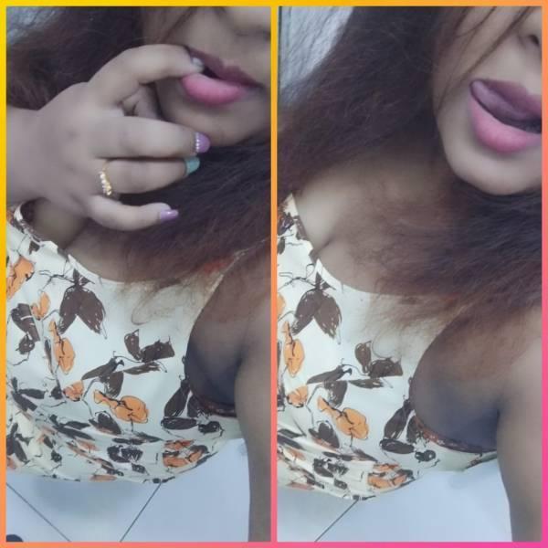 Image of 🅦🅘🅣🅗 🅕🅐🅒🅔 🅒🅐🅜 🅢🅗🅞🅦👸Full face එකත් එක්ක බැක්‌ එක ලොකුවට තියෙන බොල ගෙඩි කෙල්ලෙක් ගෙන් සැපක් අරන් බලමුද ආස හිතෙයි සුදු 😘