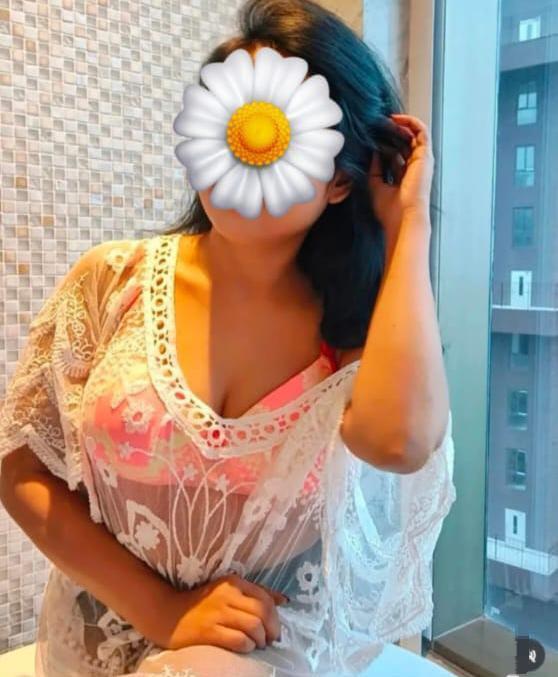 Image of 2 SHOT 🎀 NIMMI 👸5,000/=☀️ පානදුර වාද්දූව කලුතර     ☀️