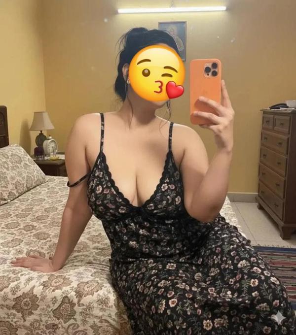 Image of 🔥ALL FULL SERVICE  at bambalapitiya Kollupitiya Wallawaththa wellawatte