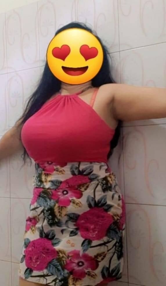 Image of 🟢1 Shot 5000 Full Service වැස්සත් එක්ක සීතල දවසක උනුහුමට තුරුල් වෙලා සෙක්ස්😘 කරන්න ආස නැද්ද 🥰♥️