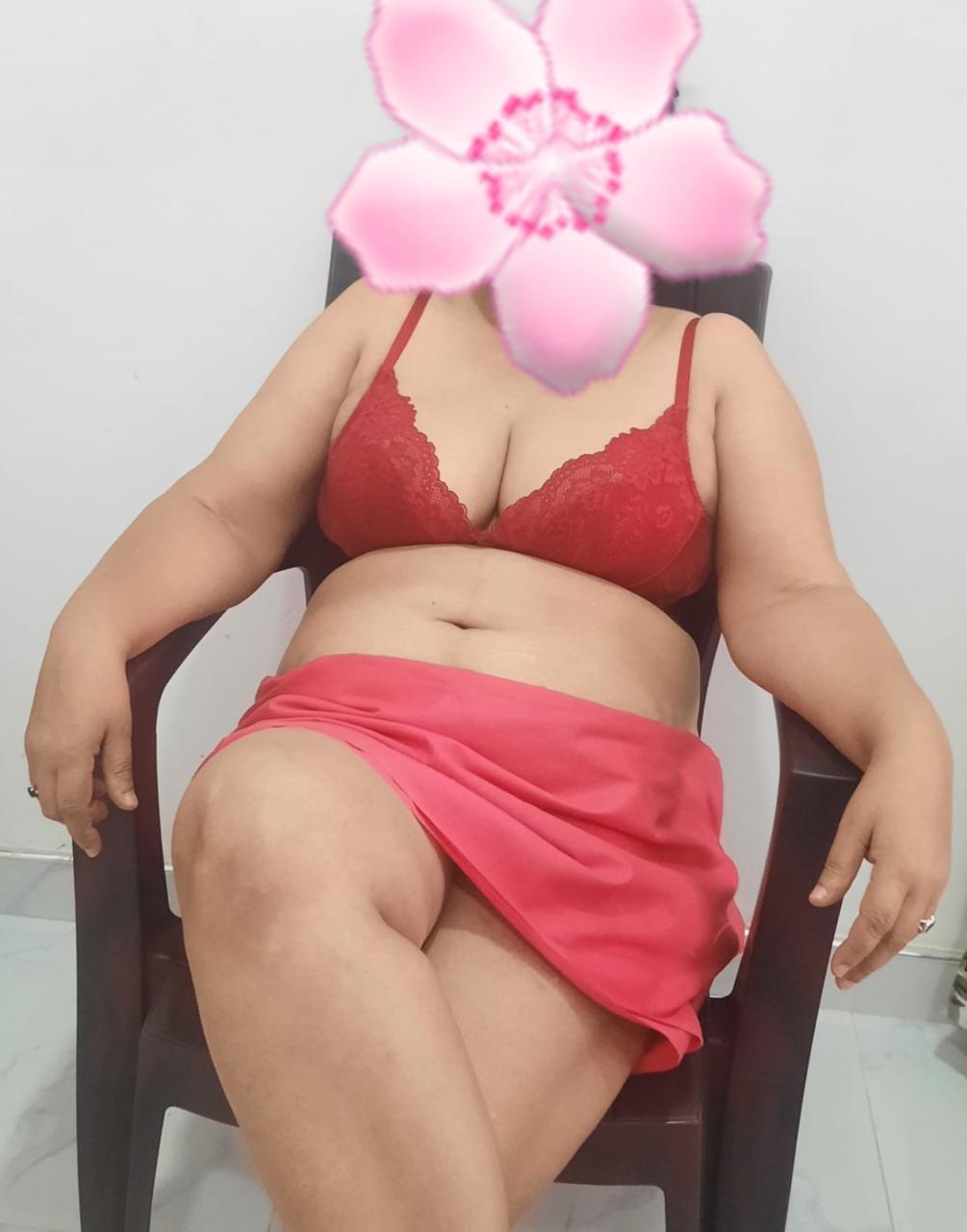 Image of 🌼🌹Hot live cam show🌹🌼