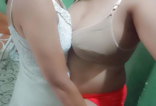 Image of LESBIAN SHOW / FULL SERVICE & MASSAGE