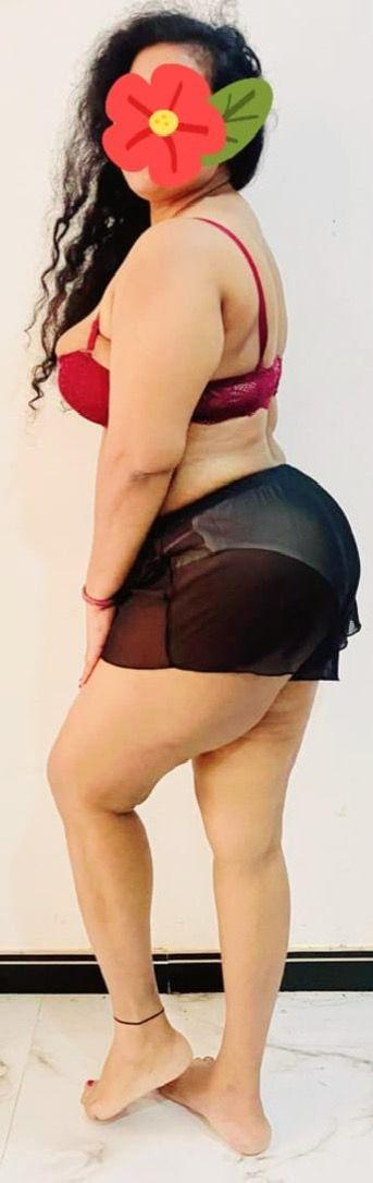 Image of DANCING GIRL 💃𝐖𝐈𝐓𝐇 𝐅𝐀𝐂𝐄 𝐋𝐈𝐕𝐄 𝐂𝐀𝐌 𝐒𝐇𝐎𝐖...🫶