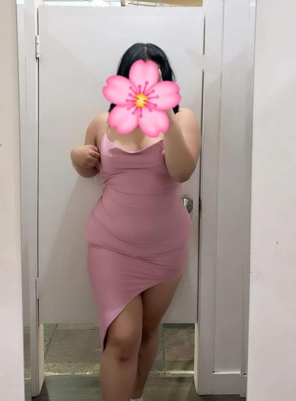 Image of Full Service Young Girl in 👉Wellawatte🤗 8,000/- English,Sinhala,ok)