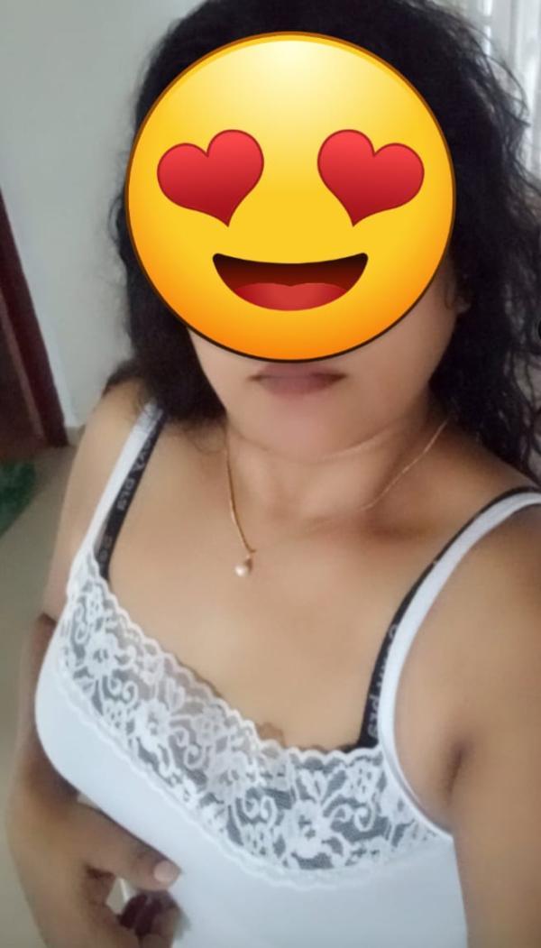 Image of 👸 SURANGI 💗6,000/=🚩 පන්නිපිටිය පමුනුව මහරගම   🚩