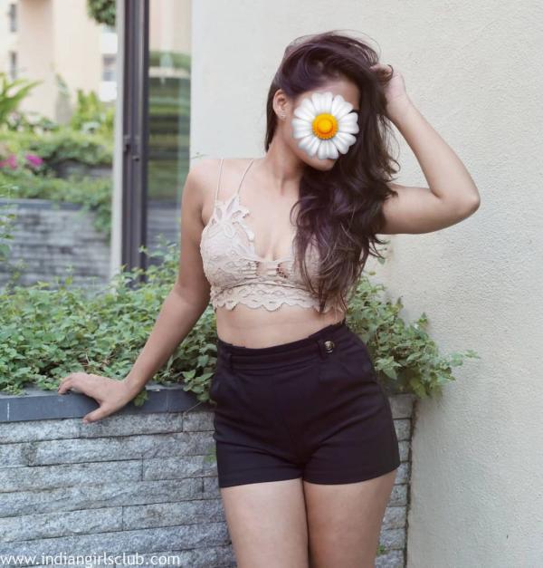 Image of 🌸🧜‍♀️💃   BAMBALAPITIYA WELLAWATHA KOLLUPITIYA  AREA REALL PHOTO BEAUTIFUL NEW  GIRL 6500  SEFTY  PLACE APARTMENT ROOM  ANAL OK 💦