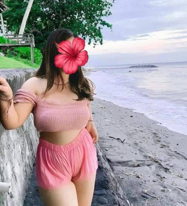 Image of 🌸 NEW GENUINE CAM GIRL 🌸 with face shows available