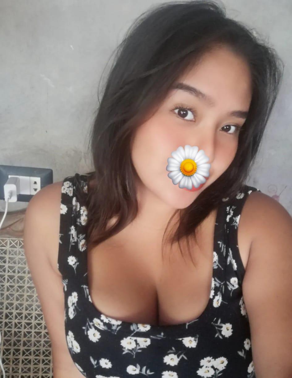 Image of Satisfying cam show