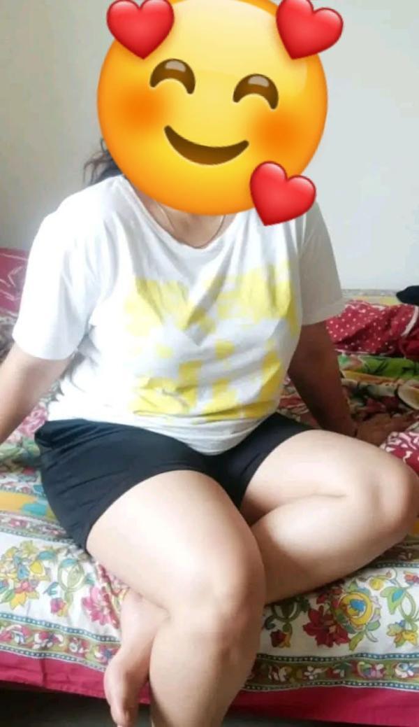 Image of 🪷🌸☘️  ලස්සන සුදු  කෙල්ලෙක්ගෙන් ගමුද හොද ෆන් එකක්