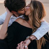 Image of For women only. 👍 📵Avoid talking to men📵