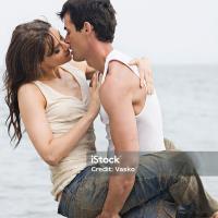 Image of තනිකමෙන් පාළුවෙන් ඉන්න කාන්තාවන්ට.....🥰😍 listing image